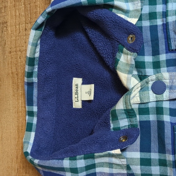 L.L. Bean Fleece-Lined Flannel Shirt, Snap-Front Plaid Size Small in Blue/Green - Picture 2 of 12